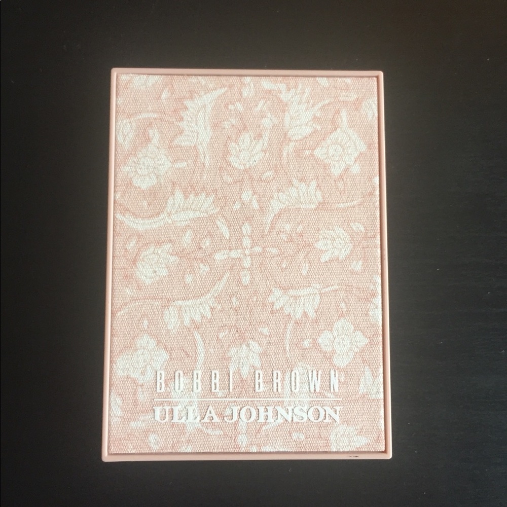 Bobbi Brown x Ulla Johnson The Minou Palette